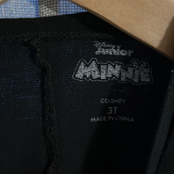 Disney Junior Minnie Mouse Witch Halloween Tee Size 3T / 3 Toddler - Picture 4 of 4